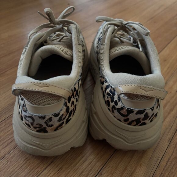 HOKA x Engineered Garments - Bondi L - Sand Leopard - Picture 5 of 11